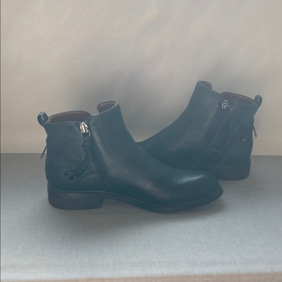 Franco Sarto Black Leather Hyla Ankle Boots Size 7.5 - Picture 14 of 14